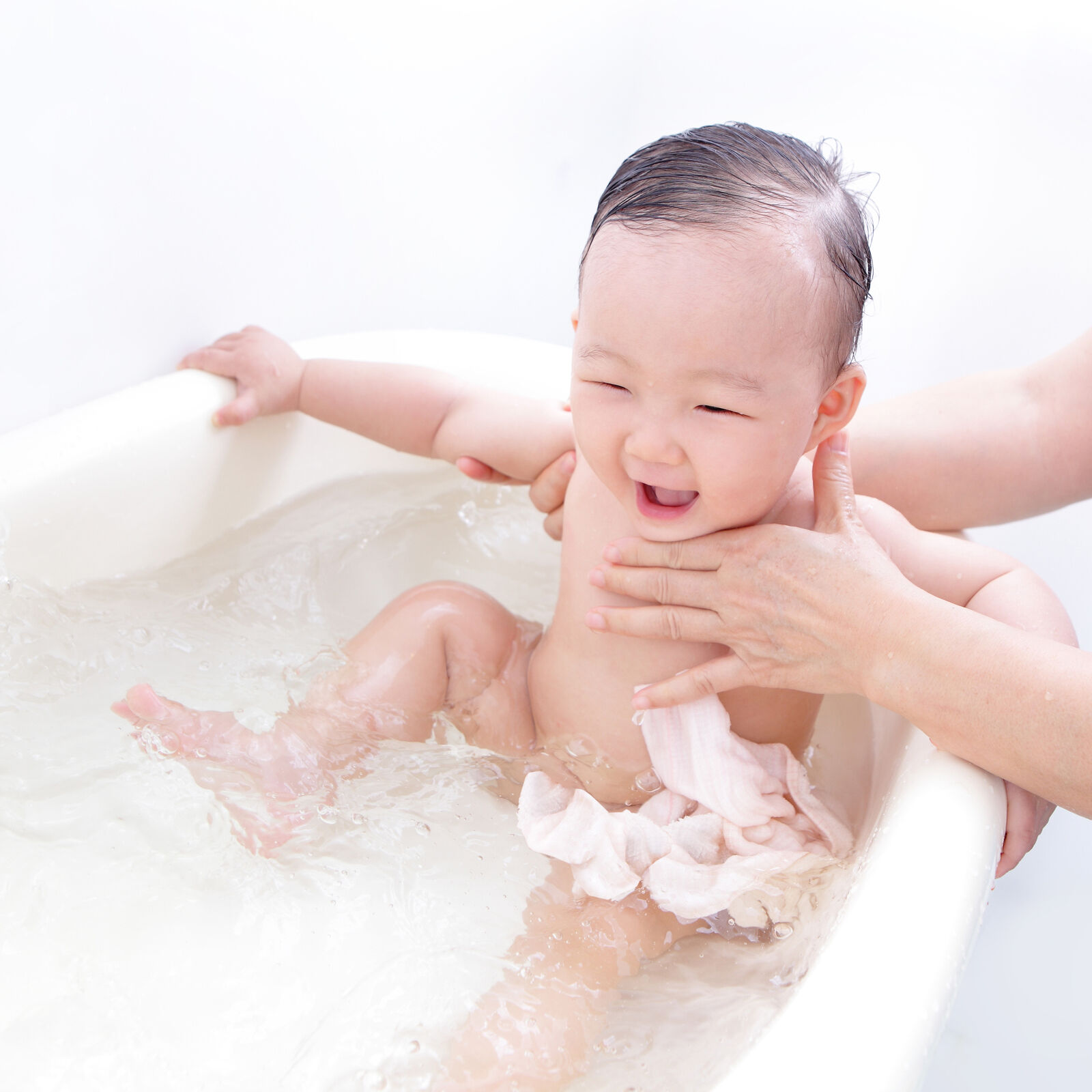 Should bathing be good for your toddler's cough?